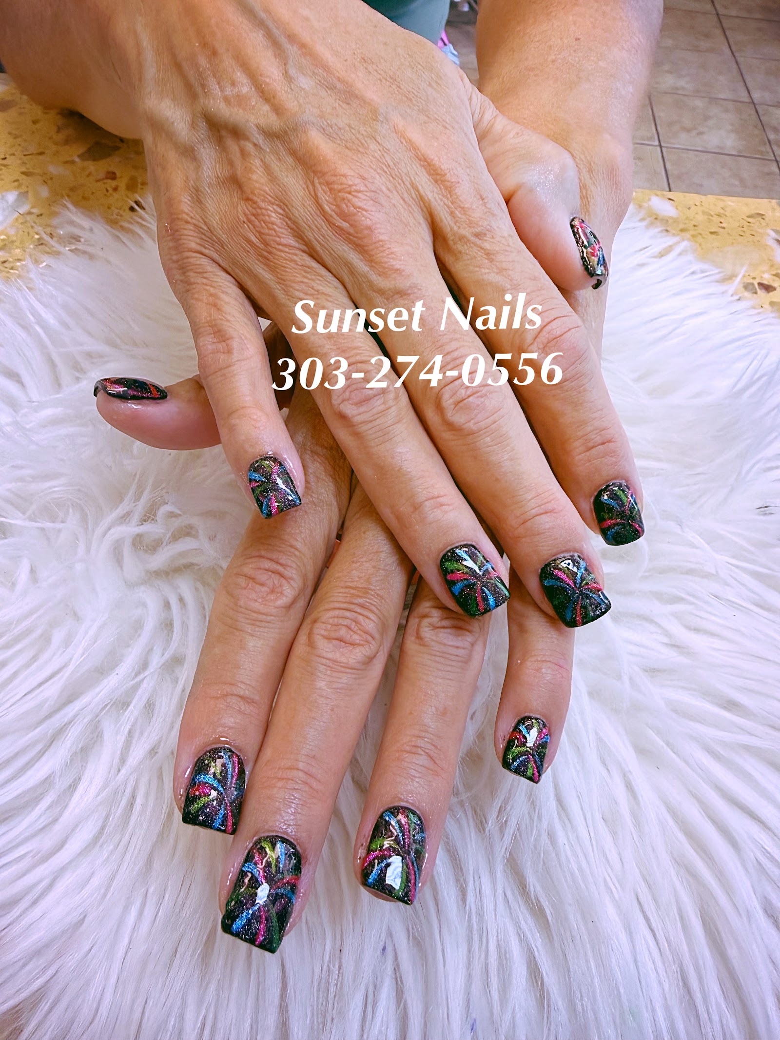 Sunset Nails logo